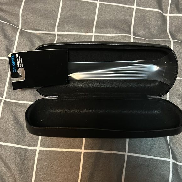 NWT Ray Ban STYLE sunglasses w/ case (not actual Ray Bans) - Picture 6 of 7